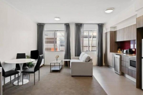 Capitol Apartment Private Studio - Great Value!, Brisbane